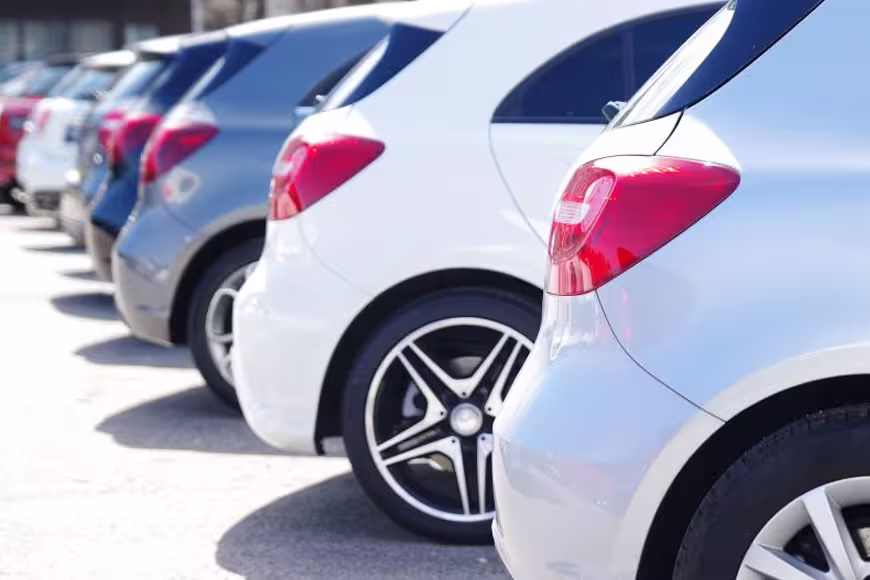¿Merece la pena comprar un motor de coche de segunda mano?
